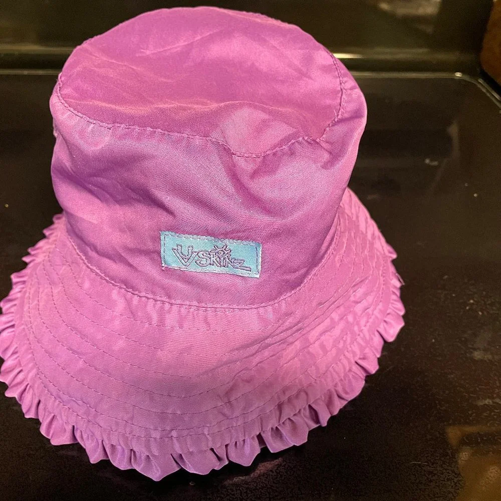 UVSKINZ Reversible Purple BUCKET HAT 3T